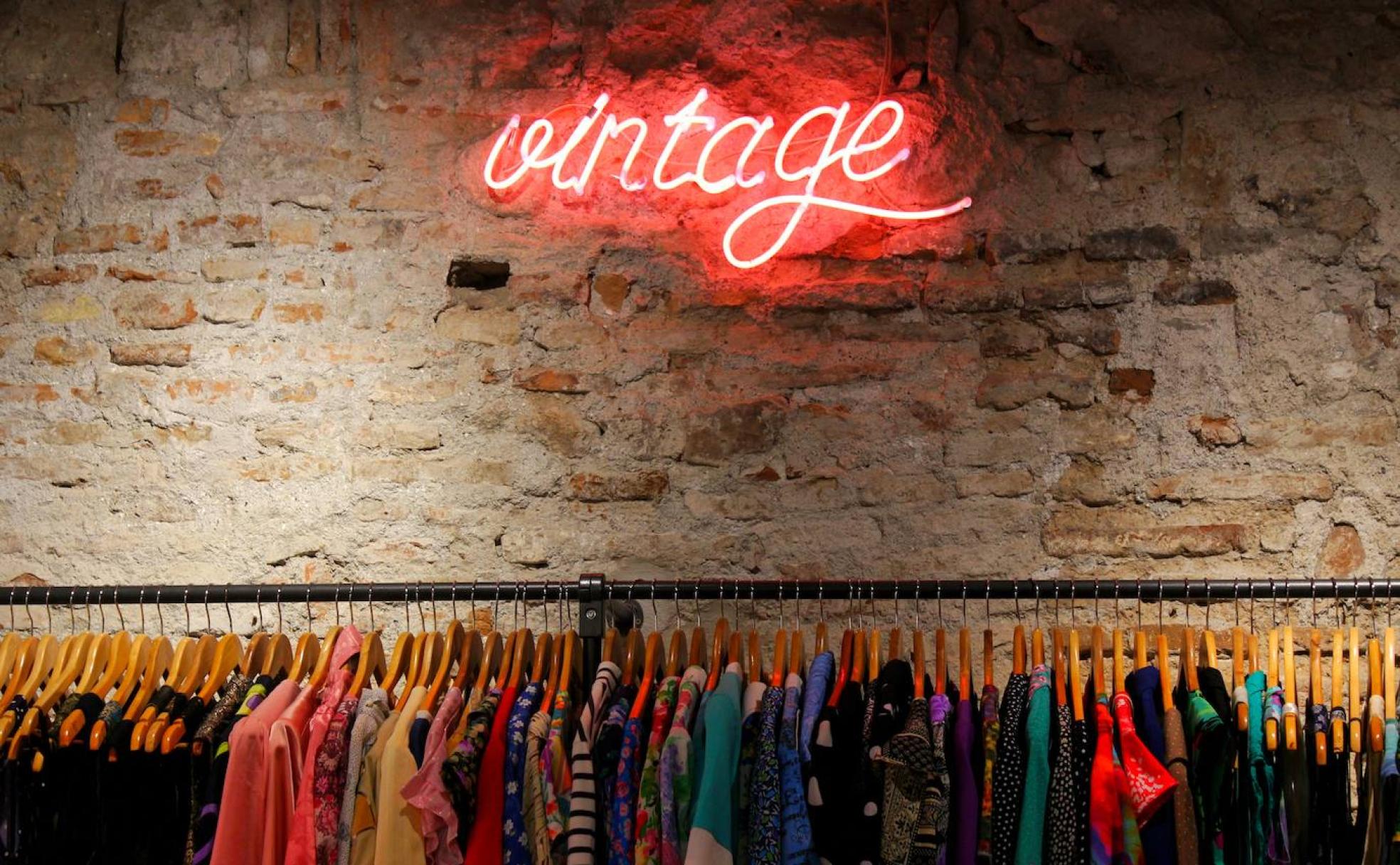 La moda sostenible crece en las tiendas vintage de Malaga Diario Sur